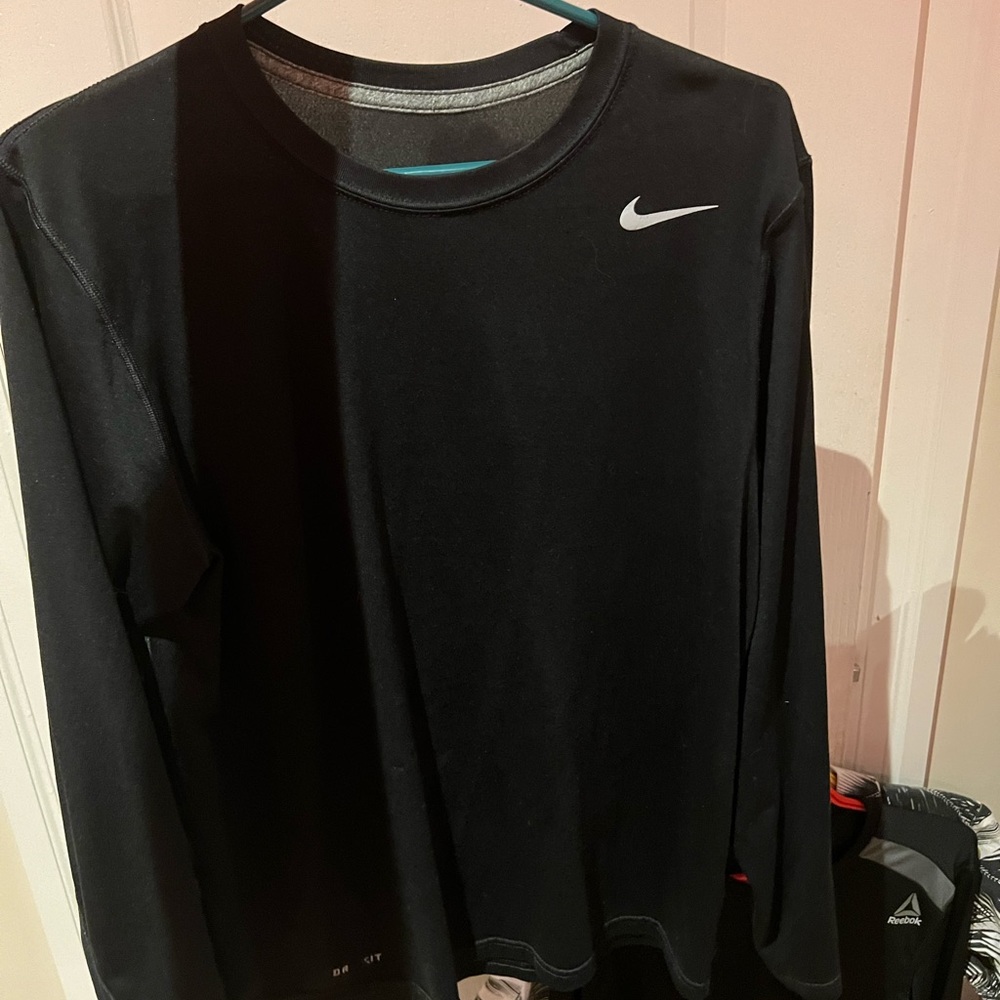 NIKE DRI-FIT SHIRT